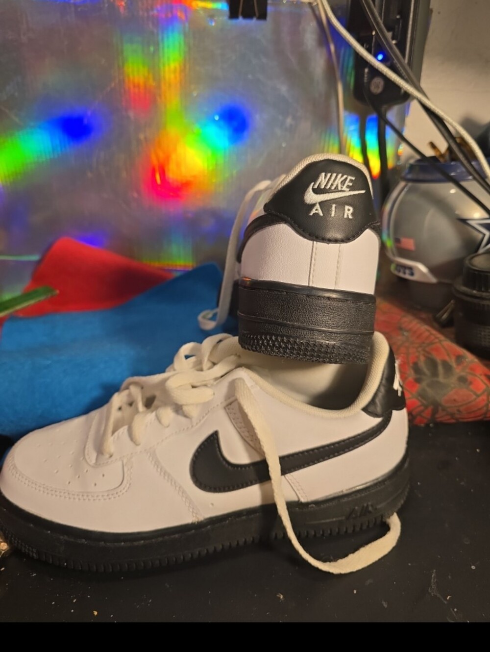 060226 Nike Kids' Air Force 1 Low size 5.5 very good condition. Box 22X